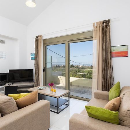 Villa Litsa Litsárdha Екстериор снимка