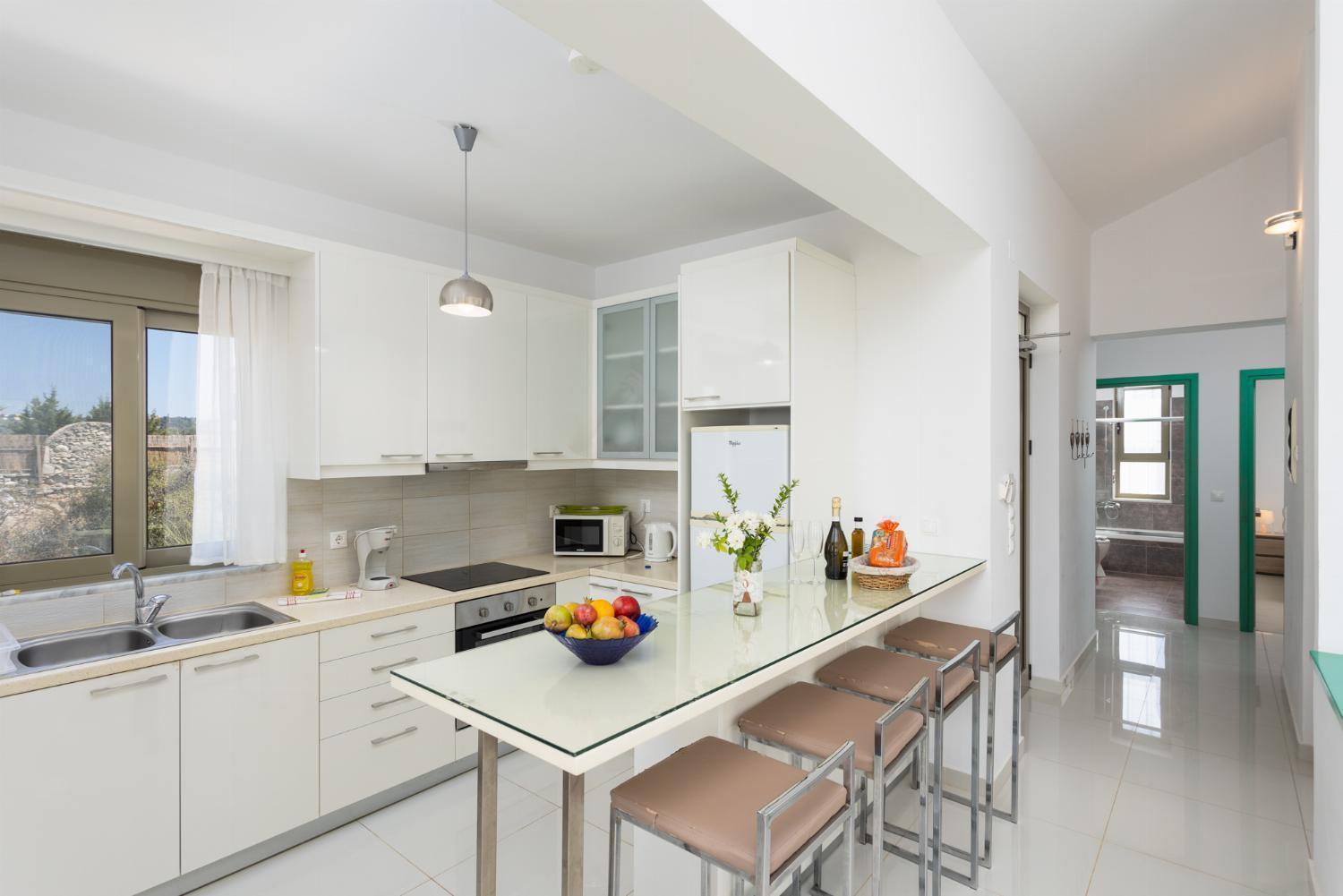 Villa Litsa Litsárdha Екстериор снимка