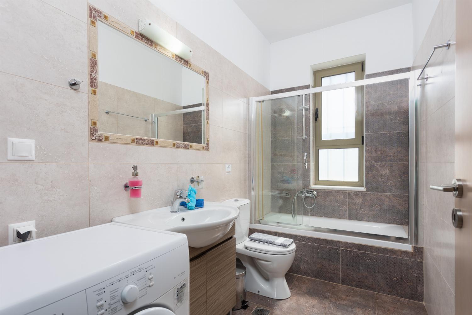 Villa Litsa Litsárdha Екстериор снимка