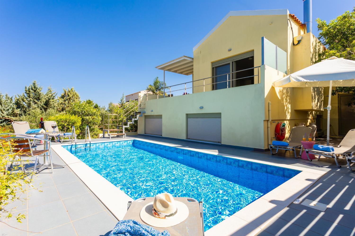 Villa Litsa Litsárdha Екстериор снимка
